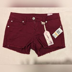 NWT Burgundy Shorts, size 7